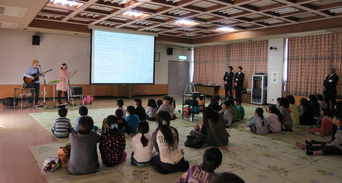 31_茂木町学童保育入所式ケチャマヨのコンサート08